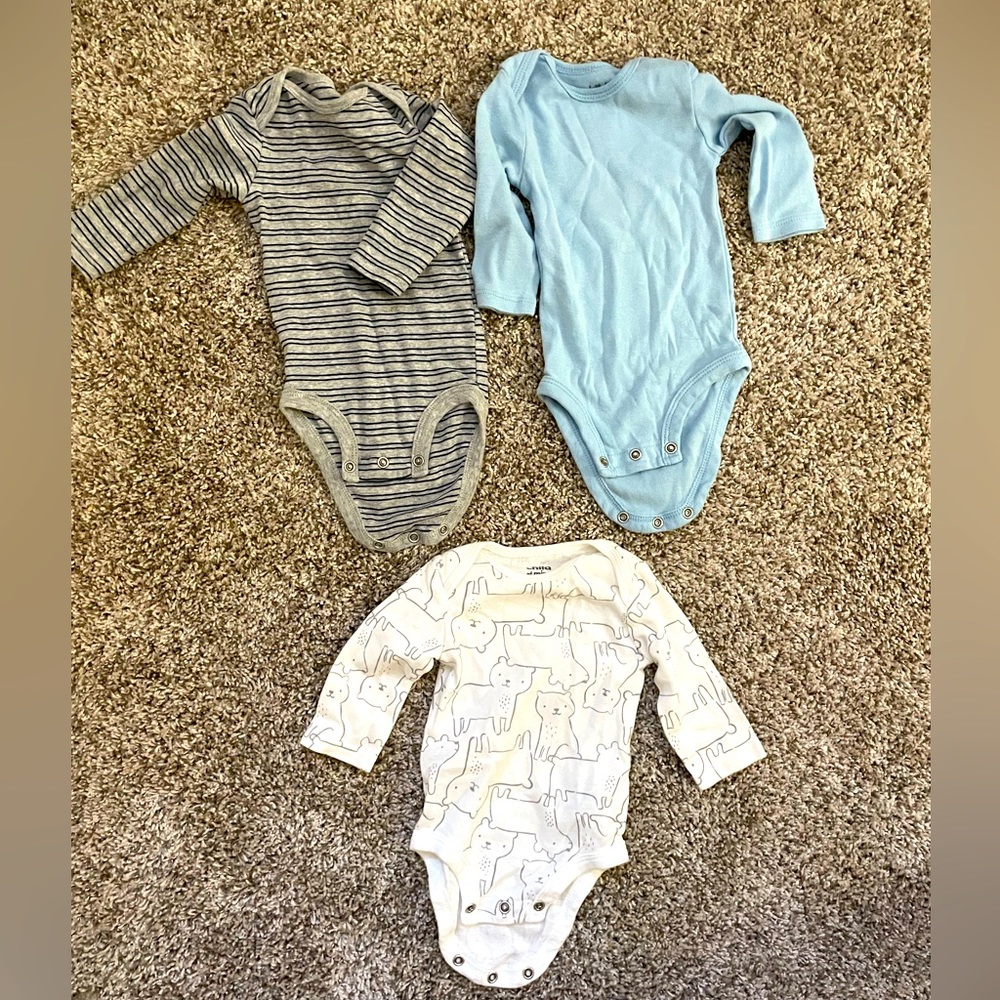 0-3 Months long sleeve onsies